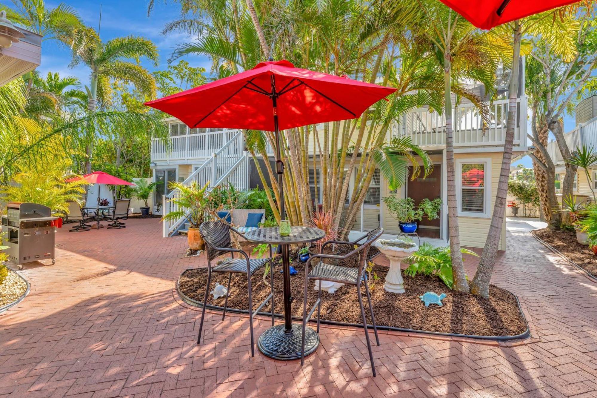 Sea Gem One Bed One Bath Charmer Steps To Beach Bradenton Beach Ngoại thất bức ảnh